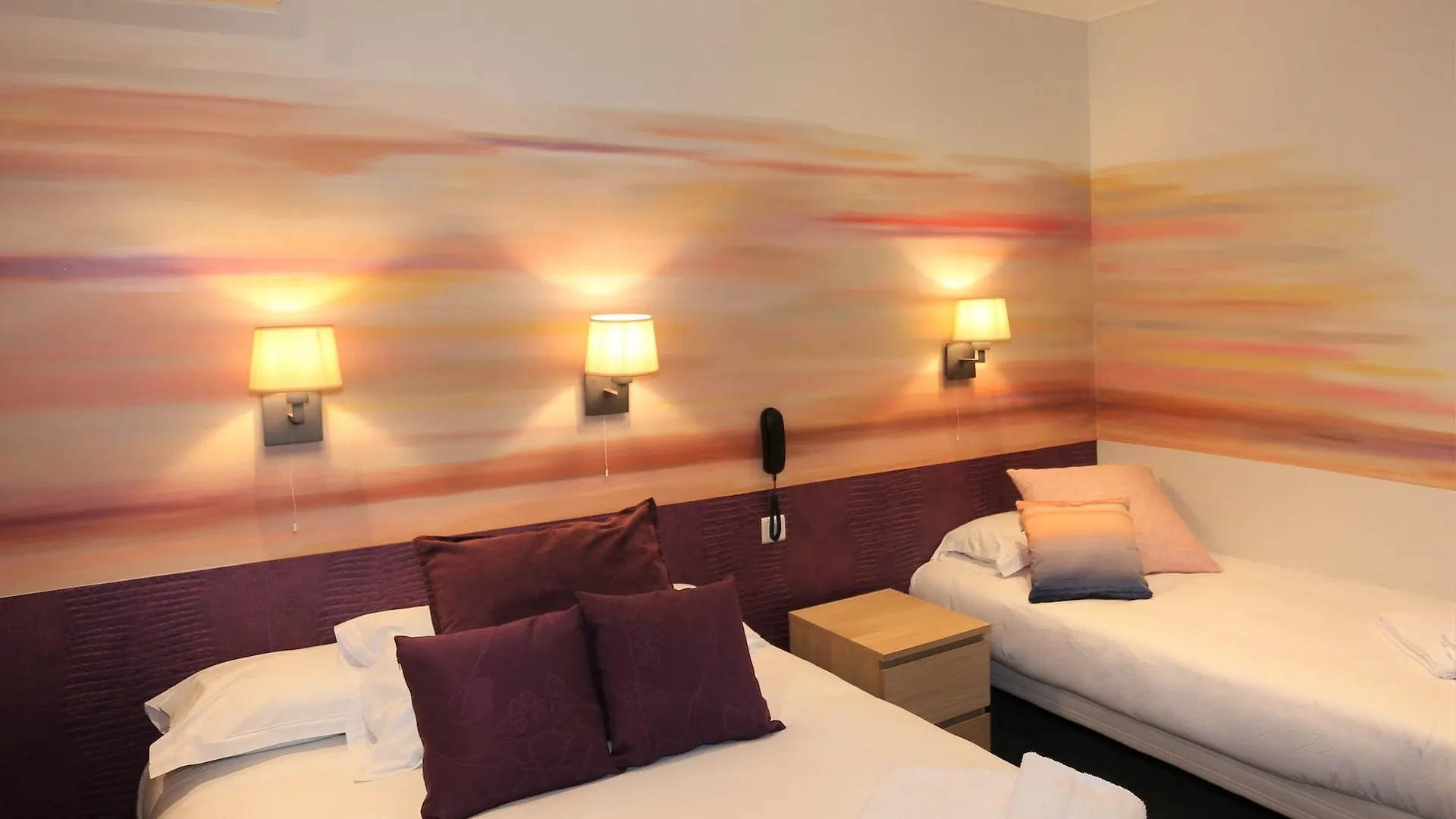 **  מנטון Hotel Pavillon Imperial צרפת
