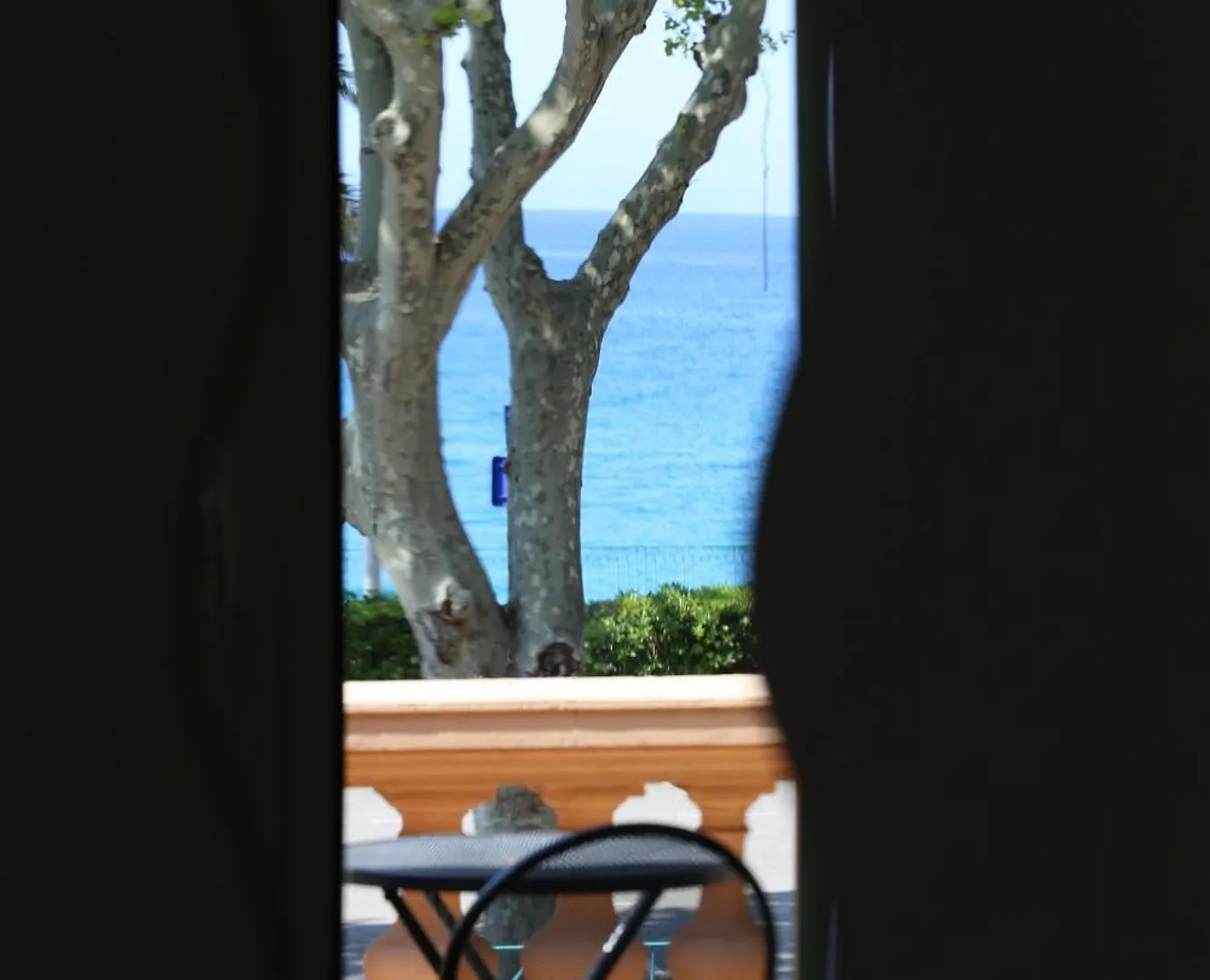 מנטון Hotel Pavillon Imperial